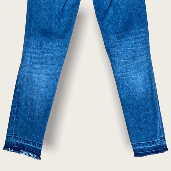 DENIM FORUM The Nico Mid Rise Skinny Crop Size 25 EUC - Picture 9 of 16